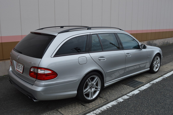 2004 E55 wagon - a handsome yet absolutely unassuming of its ability to embarrass legitimate sports cars. | Eclection Auto